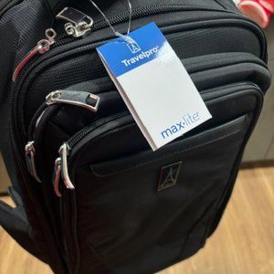 Travelpro Maxlite Lightweight Laptop Backpack